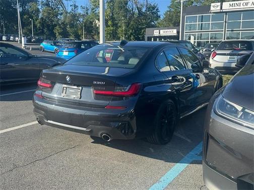 2021 BMW 330 i xDrive