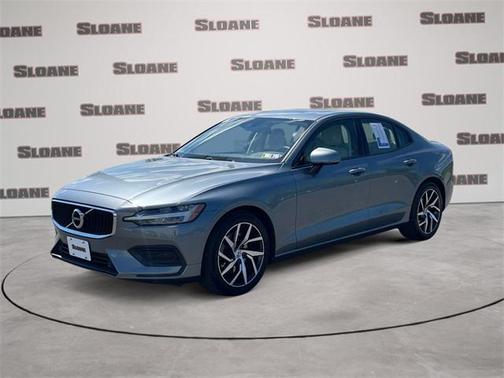 2020 Volvo S60 T5 Momentum