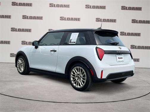 2025 MINI Hardtop Signature