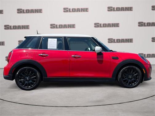 2022 MINI Hardtop Signature