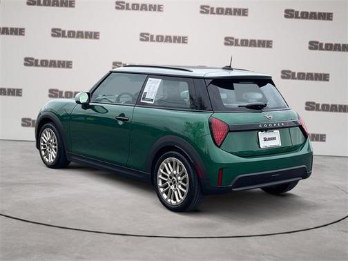 2025 MINI Hardtop Signature