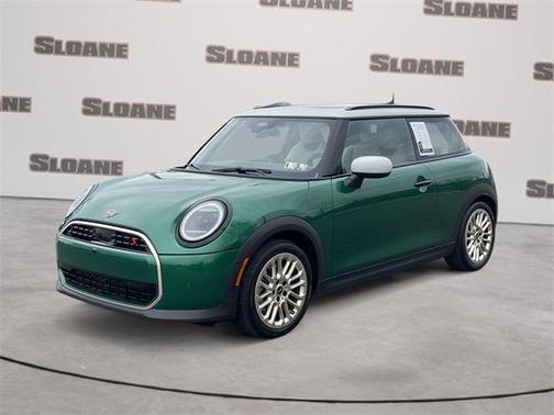 2025 MINI Hardtop Signature