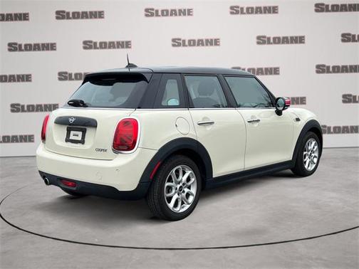 2021 MINI Hardtop Signature