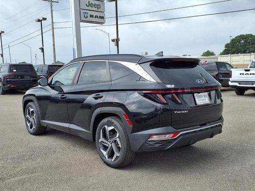 Phantom Black 2023 Hyundai TUCSON SEL