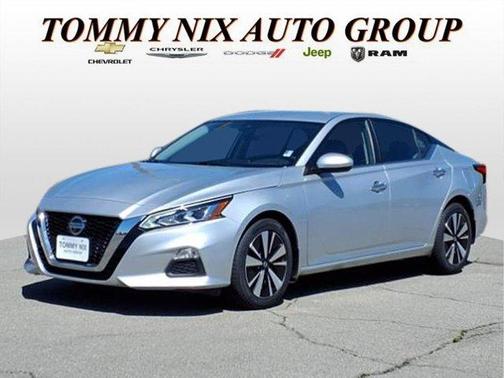 2022 Nissan Altima 2.5 SV