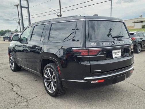 2023 Jeep Wagoneer Series III