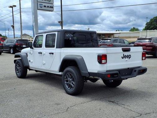 2025 Jeep Gladiator Sport