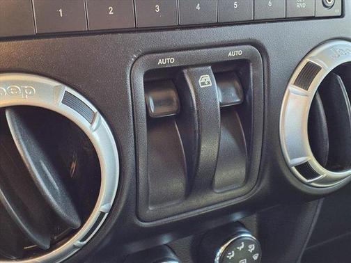 2015 Jeep Wrangler Sahara