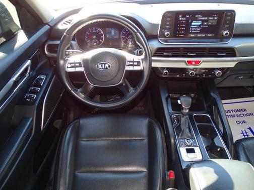 Photo 3 of 20 of 2020 Kia Telluride LX