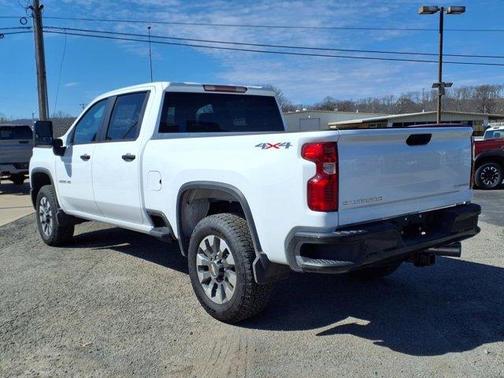 2025 Chevrolet Silverado 2500 Custom