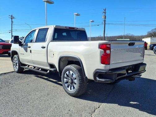 2026 Chevrolet Silverado 2500 Custom