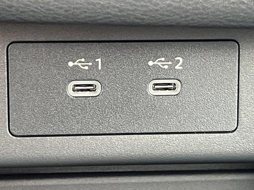 Champagne Silver/Black 2026 Nissan Rogue Platinum