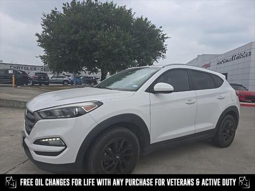 2016 Hyundai TUCSON SE