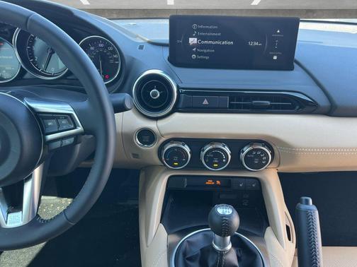 2025 Mazda MX-5 Miata Grand Touring