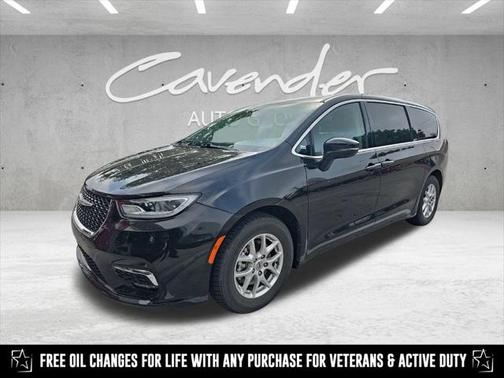 2023 Chrysler Pacifica Touring L