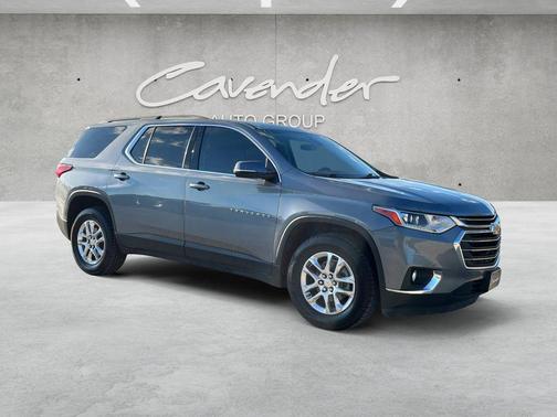 2021 Chevrolet Traverse LT Cloth