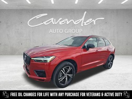 2021 Volvo XC60 Recharge Plug-In Hybrid T8 R-Design