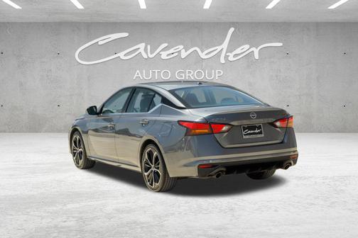 2023 Nissan Altima SR FWD