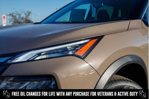 2025 Nissan Rogue SL
