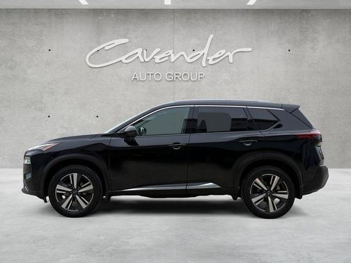 2022 Nissan Rogue SL