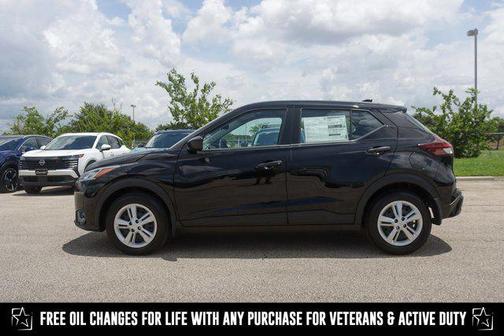 2025 Nissan Kicks S