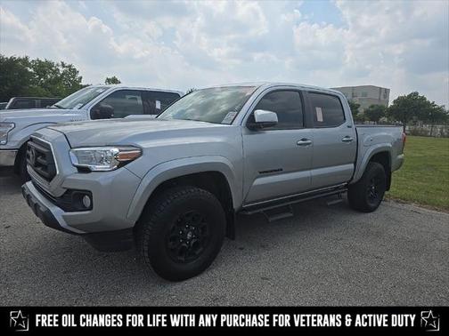 2022 Toyota Tacoma SR5