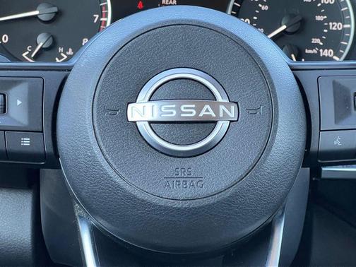 Deep Ocean Blue Pearl 2024 Nissan Pathfinder SV FWD