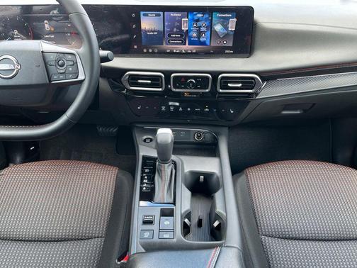 Aspen White Tricoat 2026 Nissan Sentra SR