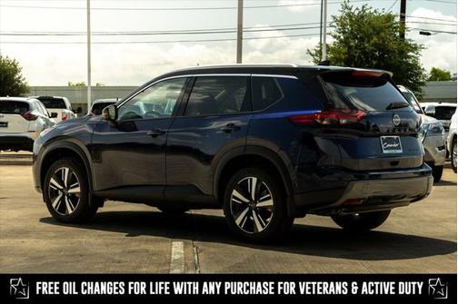 2025 Nissan Rogue SL