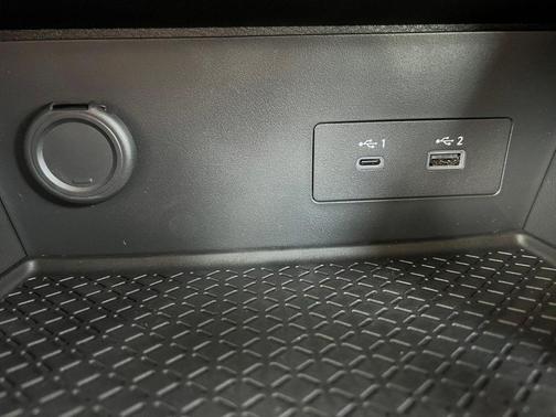 2025 Nissan Pathfinder SV FWD
