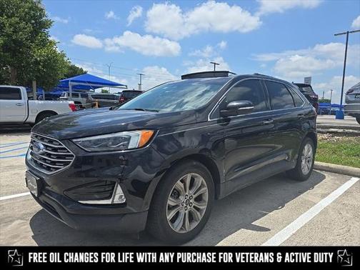 2020 Ford Edge Titanium