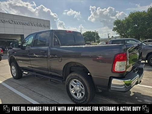 2021 RAM 2500 Tradesman Crew Cab 4x4 6'4' Box