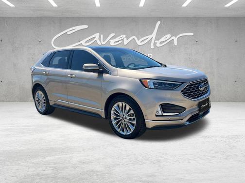 2020 Ford Edge Titanium