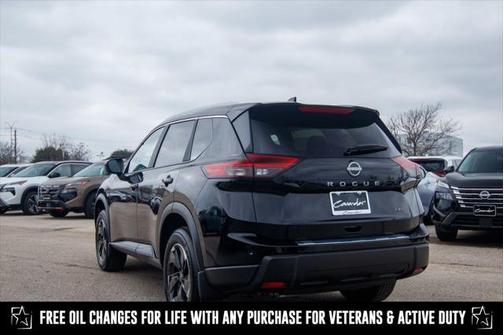 2025 Nissan Rogue SV