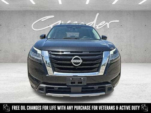 2024 Nissan Pathfinder Platinum FWD