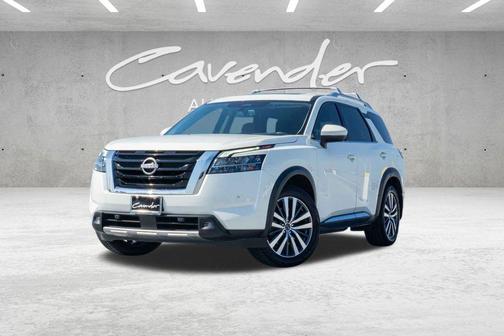 2022 Nissan Pathfinder Platinum 2WD