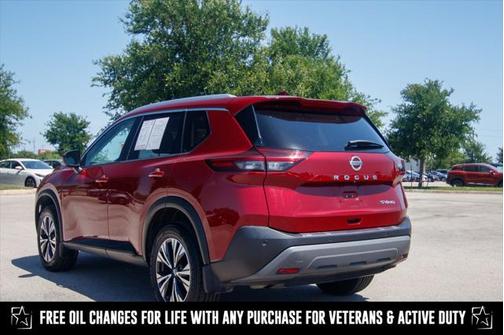 2021 Nissan Rogue SV