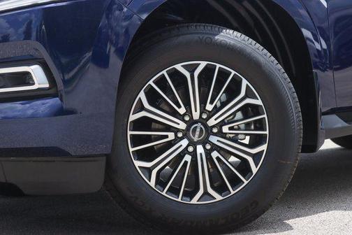 2025 Nissan Armada Platinum 2WD