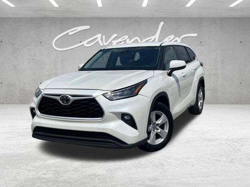 2020 Toyota Highlander LE