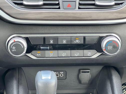 Garnet Pearl Metallic 2025 Nissan Altima 2.5 SV