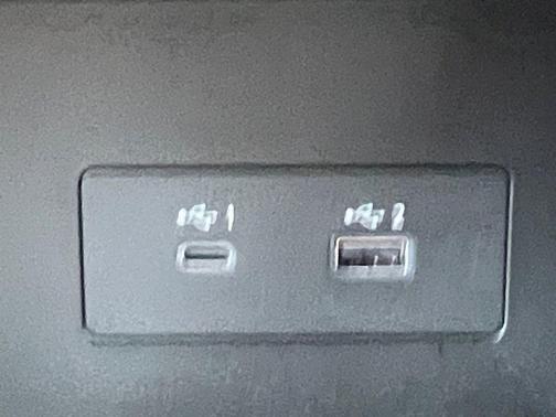 2025 Nissan Pathfinder SV FWD