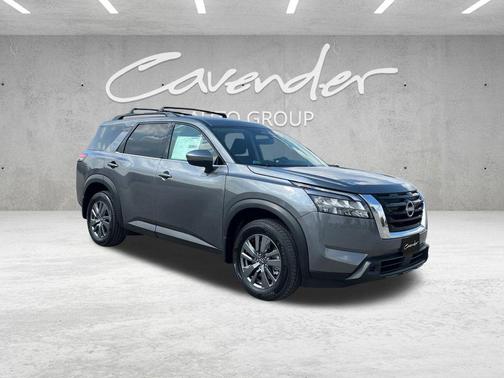 2025 Nissan Pathfinder SV FWD