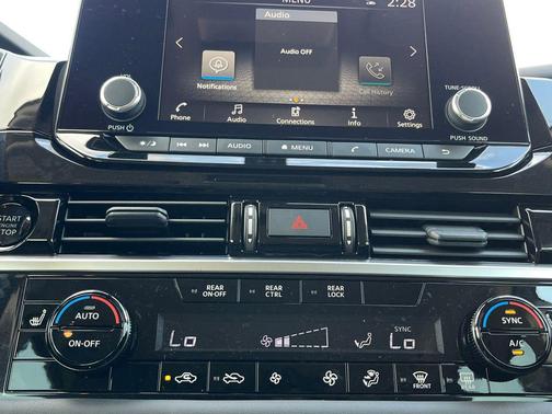 2025 Nissan Pathfinder SV FWD