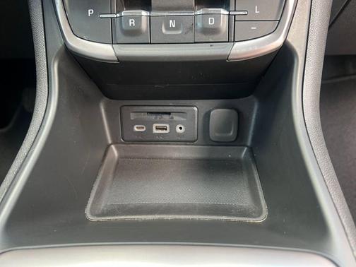 2023 GMC Terrain AWD AT4