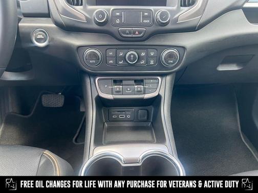 2023 GMC Terrain AWD AT4