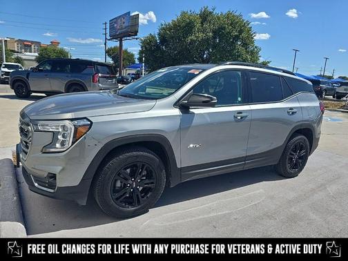 2023 GMC Terrain AWD AT4