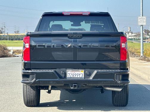 2024 Chevrolet Silverado 1500 Custom