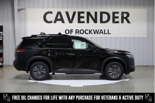 2025 Nissan Pathfinder SV FWD