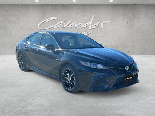 2022 Toyota Camry 