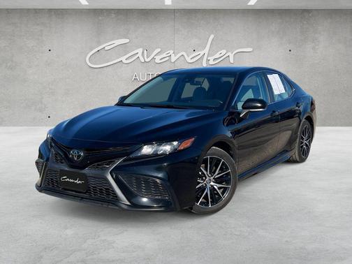 2022 Toyota Camry 